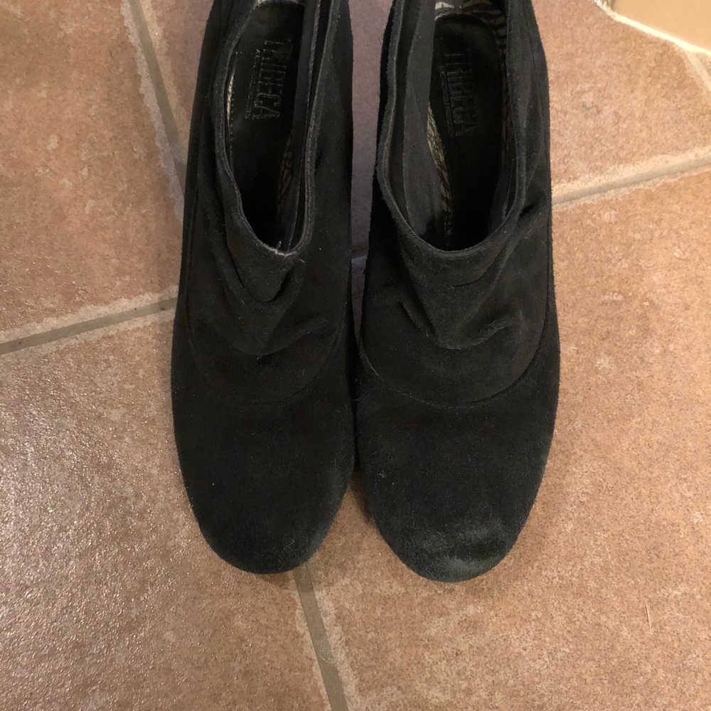Booties - Picture 3 of 5